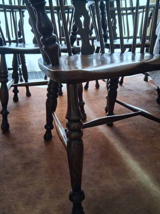 Image 1 of 6 windsorstoelen