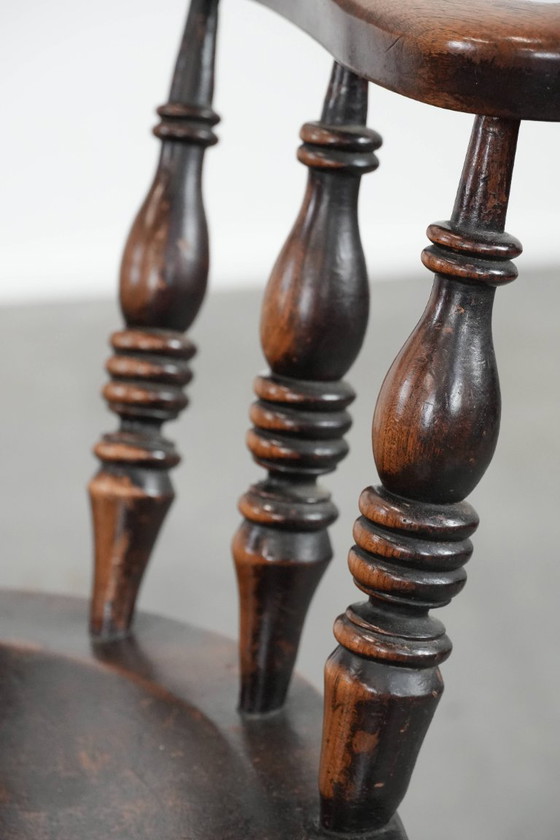 Image 1 of Antique English captain's chair/side chair/desk chair from the early 19th century