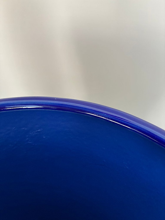 Des Pots large “hourglass” vase (cobalt blue) – Ceramic (photo 3 of 5)