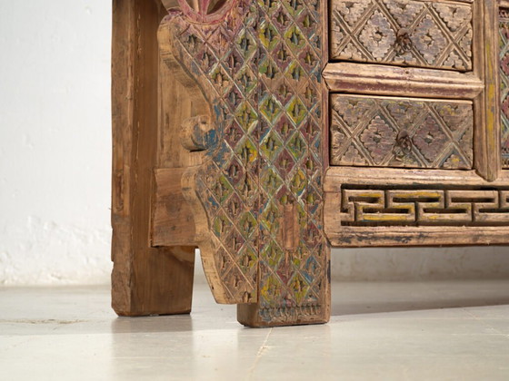 Antique Chinese carved fir low sideboard with ornate panels – Gansu, circa 1930 (photo 15 of 40)
