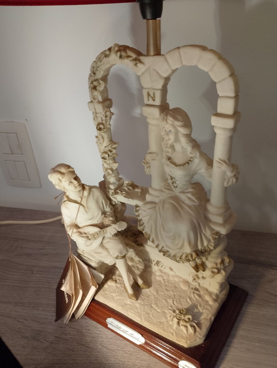 Image 1 of Italiaanse sculptuurlamp Giorgio Armani l'arte nel mondo Capodimonte Florence 