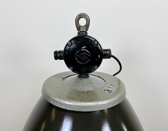 Image 1 of Lampada a sospensione industriale in smalto nero, anni '60