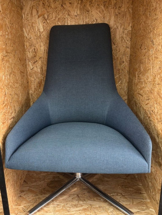 Image 1 of 2 x Andreu World - Poltrona Alya