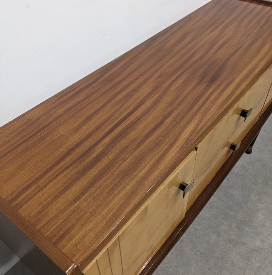 Image 1 of Buffet style années 60