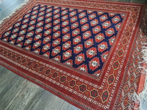 Persian carpet 3 per 2 m hand-knotted