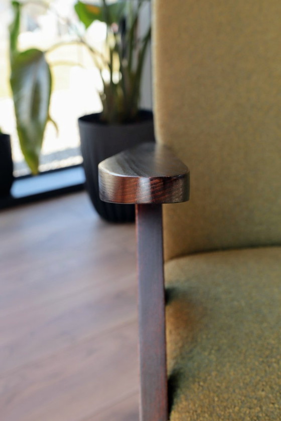 Image 1 of Vintage fauteuil mosgroen bouclé zigzag MCM 