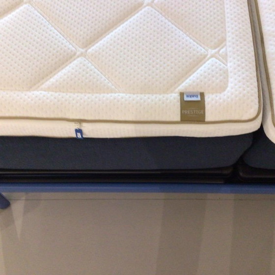 Image 1 of Auping Essential 160 x 200