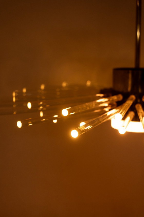 Image 1 of Kronleuchter aus Glasröhren, strahlend. Zeitgenössische Kreation.