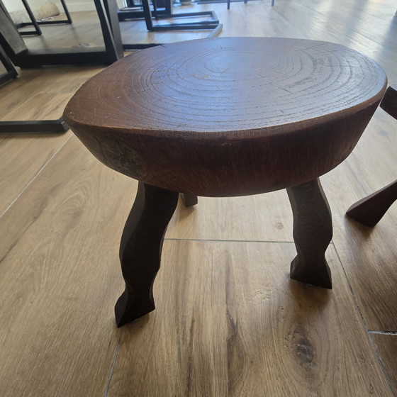 Image 1 of Dit zijn vintage brutalistische houten tafeltjes uit de jaren 70