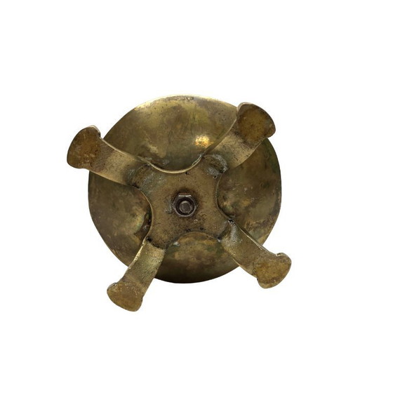 Image 1 of Oude bronzen kandelaar met een vis