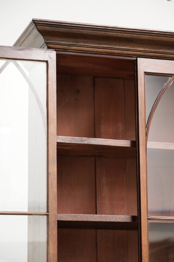 Wunderschöner antiker englischer Buffetschrank aus dem frühen 19. Jahrhundert im gotischen Stil mit (photo 10 of 19)