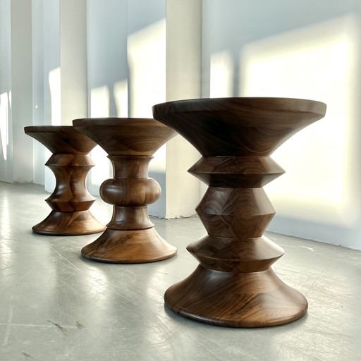 Vitra Eames Stool C