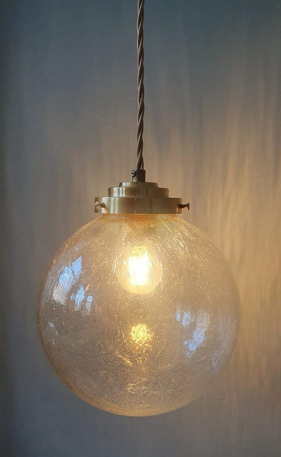 Image 1 of Vintage plafond hanglamp van getextureerd / bubbelglas - Mid Century