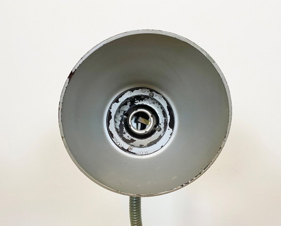 Image 1 of Grüne, industrielle Bakelit-Tischlampe mit Schwanenhals, 1960er Jahre