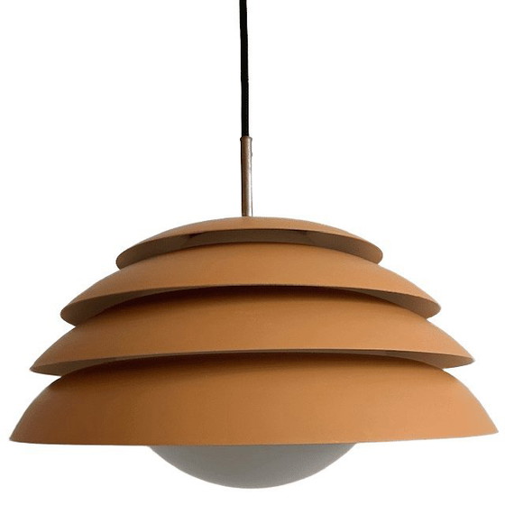 Image 1 of Lampe suspendue disque design danois Mid Century jaune ocre mat années 1960.