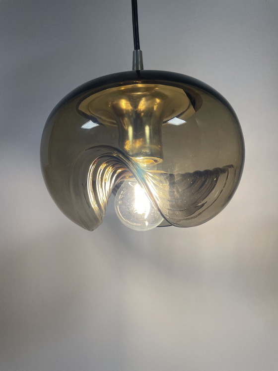 Image 1 of Lámpara colgante Futura de cristal ahumado ondulado de Peill & Putzler, 1970