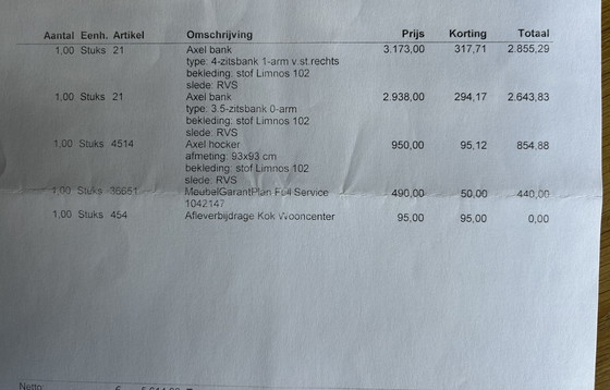 Image 1 of Montis Axel 4-zits bank met 1 armleuning en bijpassende hocker