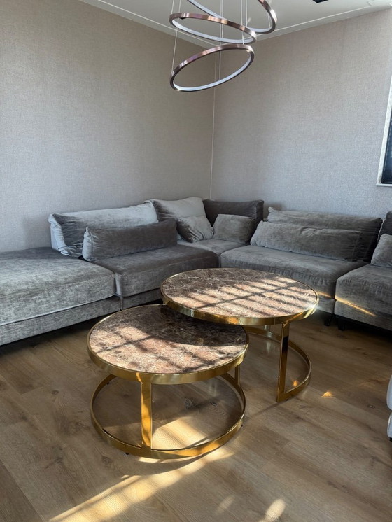 Image 1 of Tavolino da caffè Richmond Gold Brown Conrad