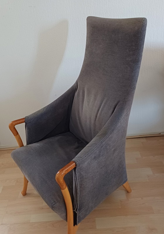 Image 1 of Giorgetti Progetti wingchair model 63240, designer in top condition