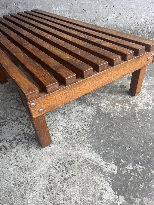 houten-latten-bank-koffietafel