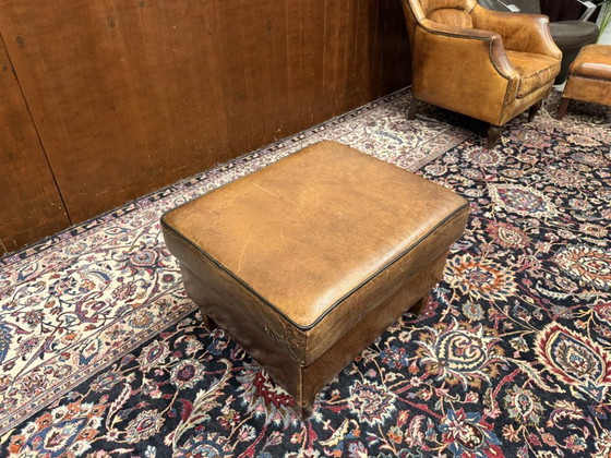 Set Poltrona e Pouf Classico in Pelle di Pecora Inglese – Poltrone, Legno (photo 10 of 13)