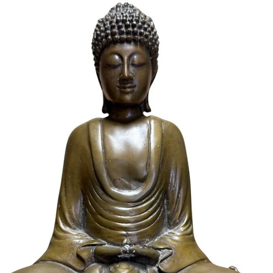 Buda de Bronce Macizo sobre Base de Loto – Principios del Siglo XX – Símbolo de Tranquilidad y Equilibrio (photo 10 of 10)