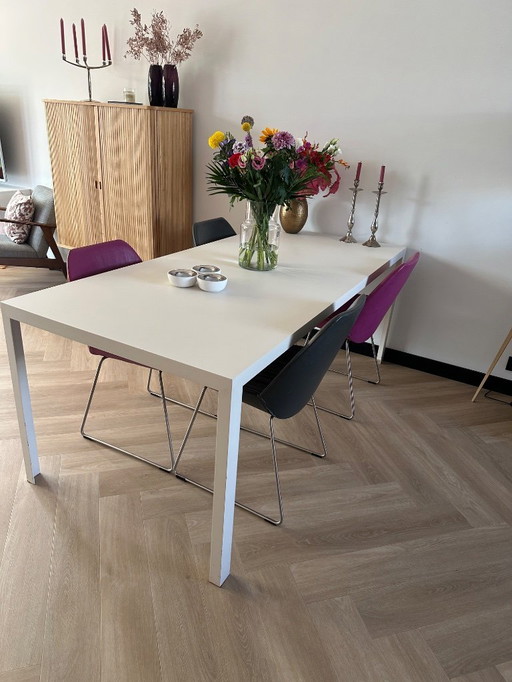 Chaises de salle à manger du nouveau monde de Bree 4 pièces