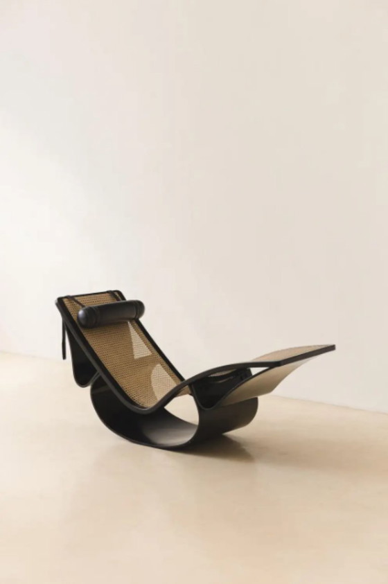 Original Mid-Century Modern Rio Chaise longue by Oscar Niemeyer, 1978, Leather, Rattan, Beige (photo 4 of 6)