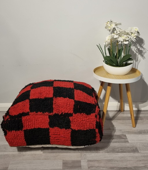 Moroccan Checkered Pouf, Seat Cushion Red/Black