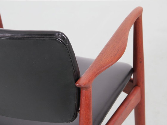 Image 1 of Paar Scandinavische teakhouten fauteuils model 66