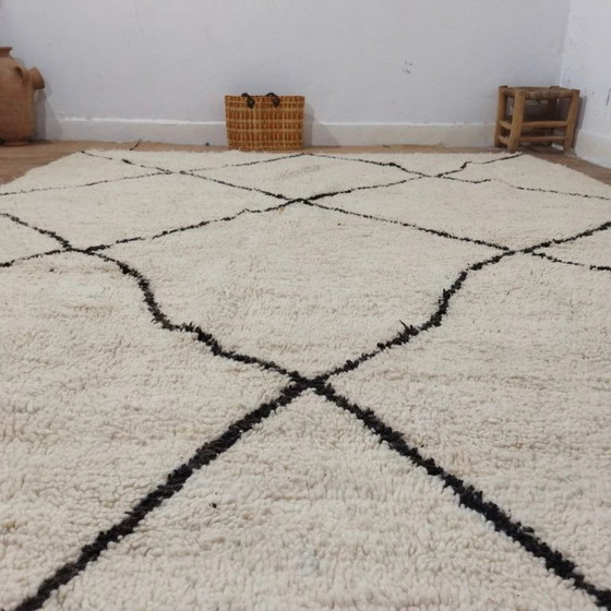 Image 1 of Tappeto Beni Ouarain autentico XXL – Pezzo unico in lana annodato a mano (330 × 226 cm)