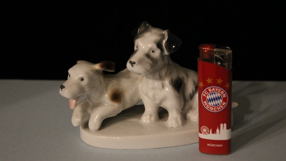 Image 1 of Set van twee hondenbeeldjes, terriërs, porselein, ongemerkt, onbeschadigd, vintage