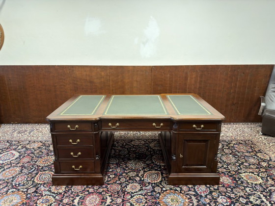 Scrivania da Partner Vintage Inglese Classica – Scrivanie, Leather, Wood (photo 4 of 20)