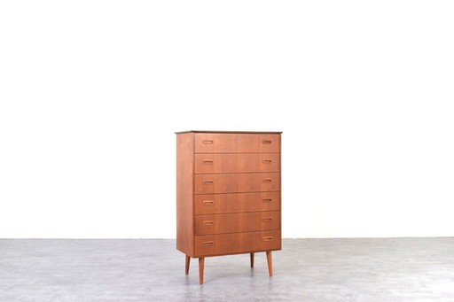 Mid-Century Danish Teak Chest of Drawers, 1960s
