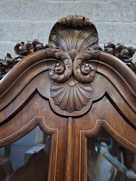 Image 1 of Vetrina in noce del XIX secolo