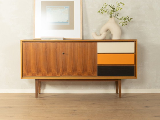 Dressoir uit de jaren 60 in mid-century stijl – Wood (photo 4 of 9)