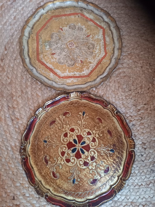2 prachtige Florentijnse dienbladen
