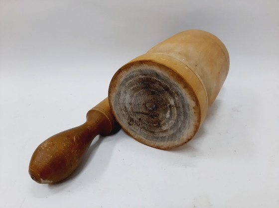Image 1 of Mortaio e pestello in legno d'epoca