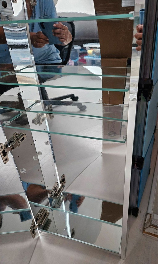 Badezimmerspiegelschrank – Innen- und Außenspiegel – 116 x 52 x 14