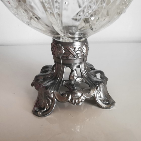 Image 1 of Antike Bonboniere aus geschliffenem Kristall