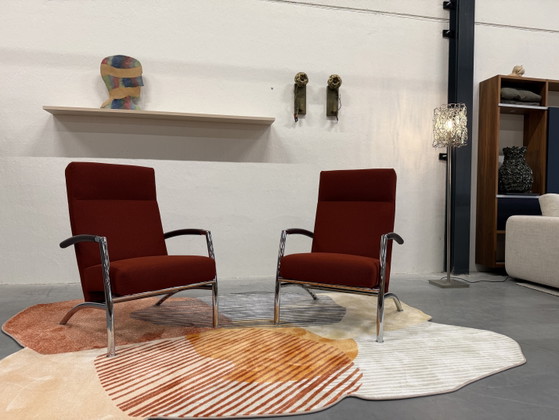 Image 1 of 2 Leolux Helical Sessel, roter Stoff, lila Leder