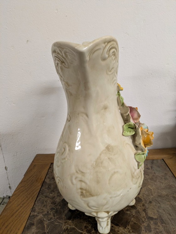 Brocca in ceramica con decoro floreale, Vasi, Crema (foto 5 di 8)