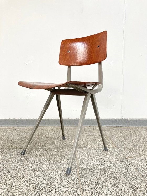 Image 1 of 4 vintage design mid-century eetkamerstoelen + 2 krukken