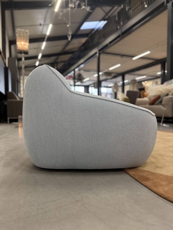 Image 1 of Diván Pode Nivti Evla de tela azul claro