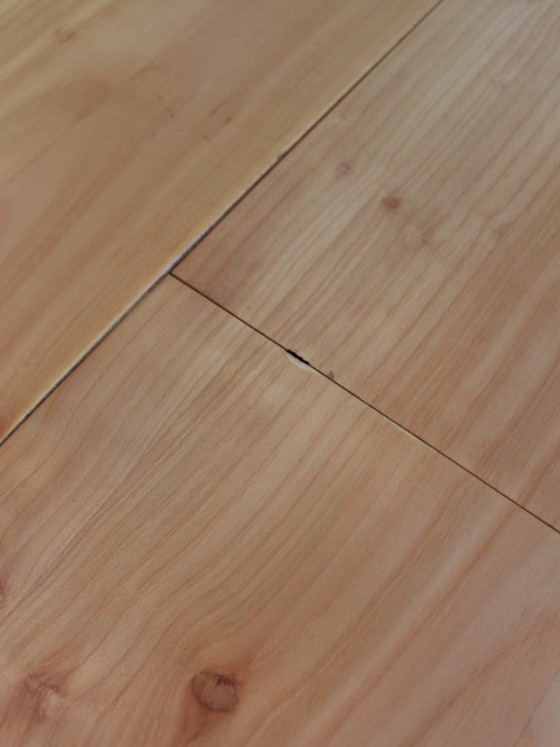 Vintage Dining Table (Turning Top) – Round – Wood (photo 11 of 12)