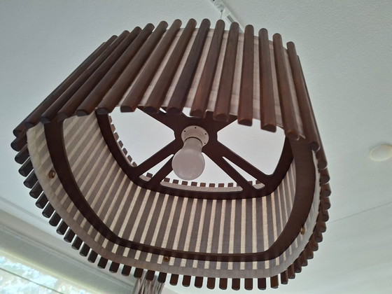 Image 1 of 2 lámparas colgantes de roble Komorebi