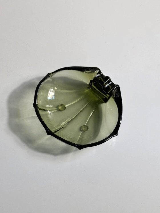 Image 1 of Vintage jaren 70 gerookte glazen schelpkom asbak zeepbakje groen Luminarc Arcoroc schelpplaat