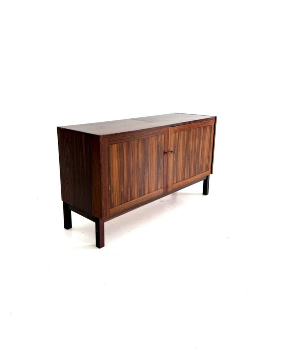 Vintage Danish Rosewood Sideboard/TV Cabinet, 1960s – Brass (photo 5 of 9)