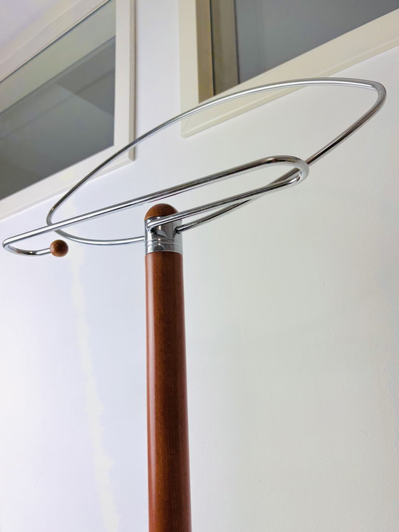 Image 1 of garzone danese scandinavo di metà secolo