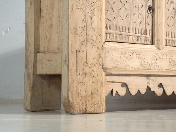 Antique carved sideboard in fir wood – China, circa 1930 (photo 20 of 40)